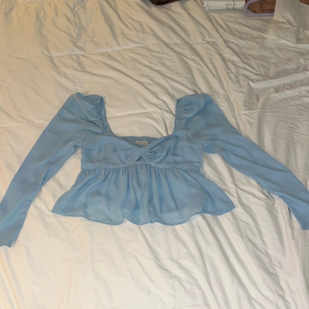 Sweetheart top